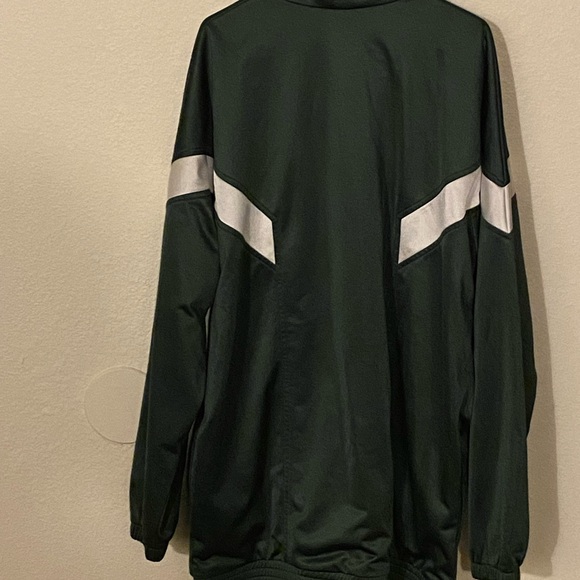 A Jacket - Picture 4 of 4